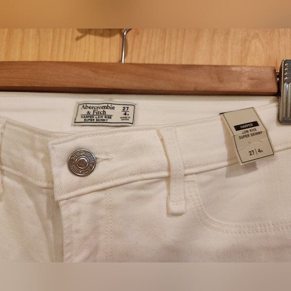 Abercrombie & Fitch Harper White Jeans - Picture 4 of 6